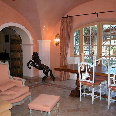 Le Mazet De La Dame Bed and Breakfast Barbentane Exteriör bild